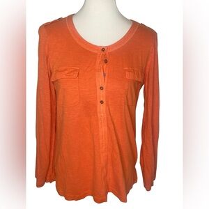 Zenergy by Chicos Top with Buttons and Pockets
